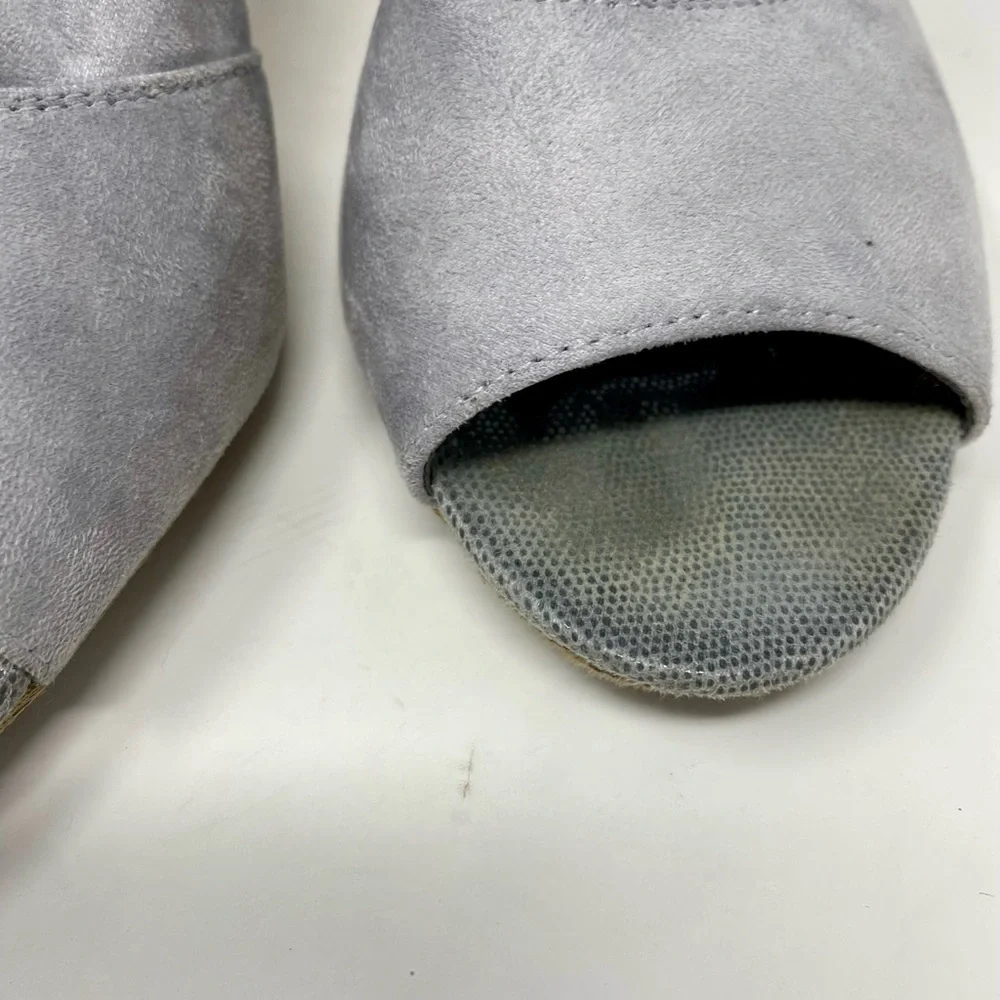 Elegant Gray Women's Heels Size 9.5